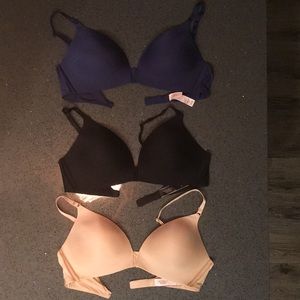 Set of 3 Victoria’s Secret Bras in 34C